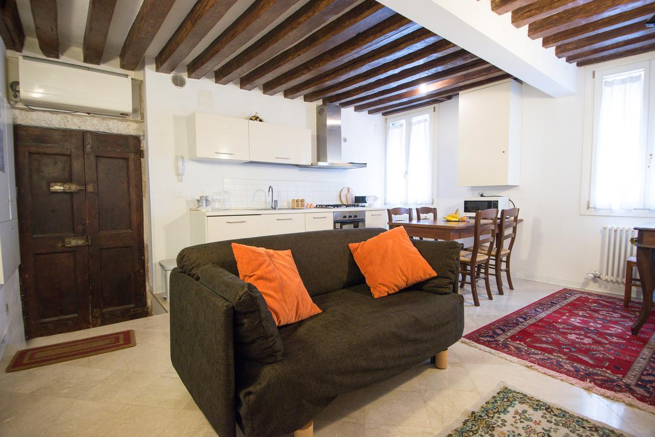 La Coccola Apartment เวนิส ภายนอก รูปภาพ