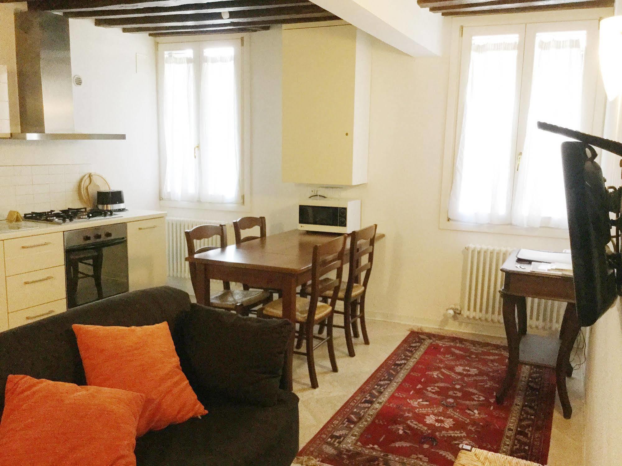 La Coccola Apartment เวนิส ภายนอก รูปภาพ
