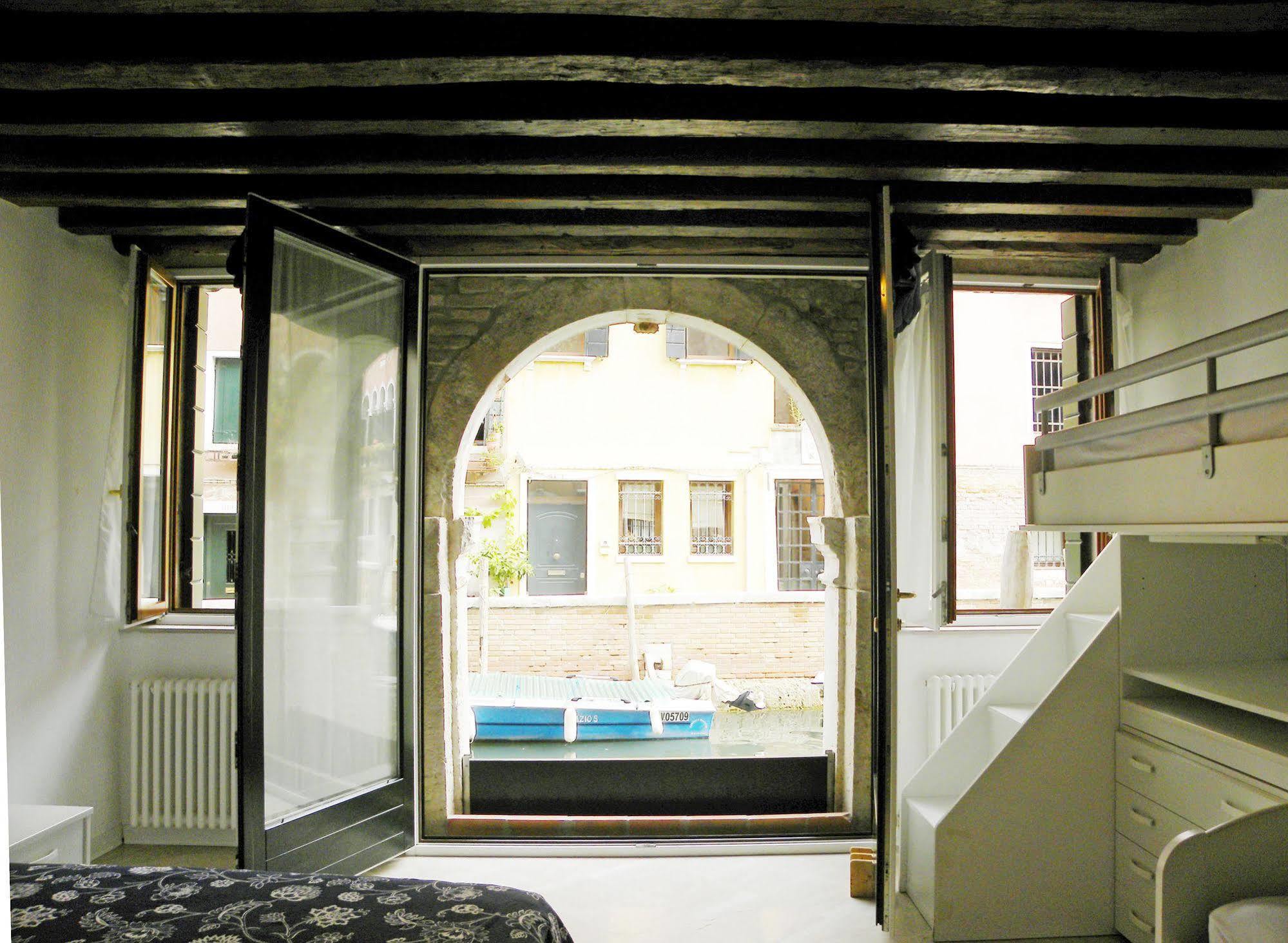 La Coccola Apartment เวนิส ภายนอก รูปภาพ